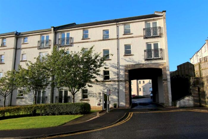 2 Bedroom Flat To Rent In Edmund Place, Dunfermline, KY12