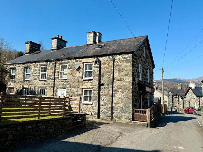 3 Bedroom End Of Terrace House For Sale In Wesley Place, Dolgellau, LL40