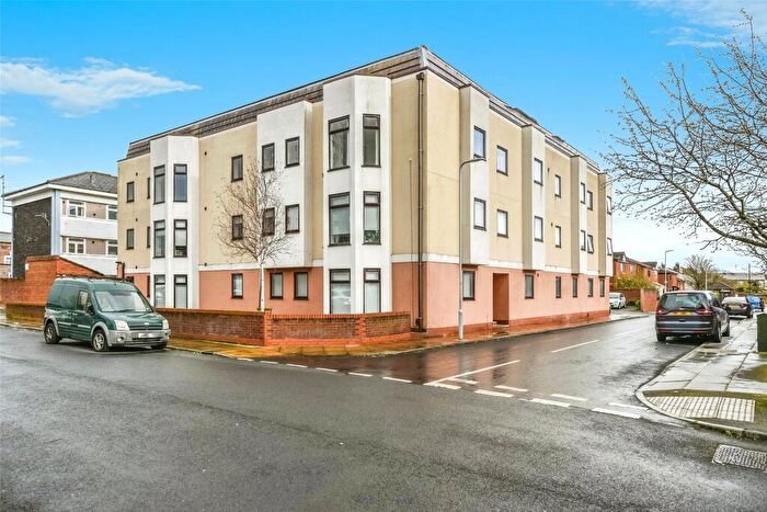 2 Bedroom Flat For Sale In Queen Street, Waterloo, Liverpool, Merseyside, L22