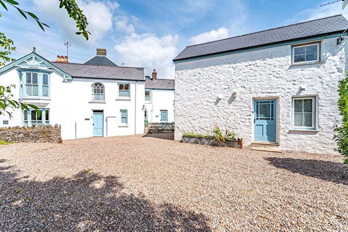 8 Bedroom Property For Sale In Manorbier, Tenby, SA70