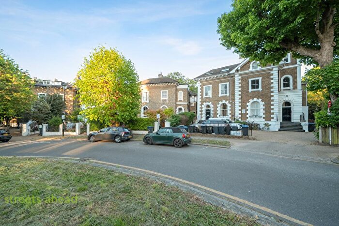 2 Bedroom Flat For Sale In The Waldrons, Croydon, CR0