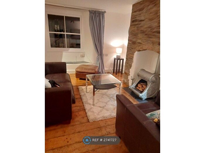 1 Bedroom Flat To Rent In Albert Road, Plymouth, PL2