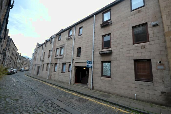 1 Bedroom Flat To Rent In Atholl Crescent Lane, Central, Edinburgh, EH3
