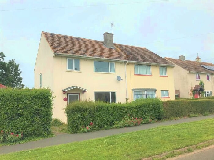 3 Bedroom Semi-Detached House To Rent In North Abingdon, Oxfordshire, OX14