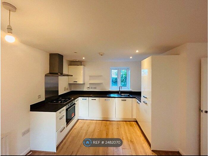 2 Bedroom Flat To Rent In Laurel Road, Minster On Sea, Sheerness, ME12