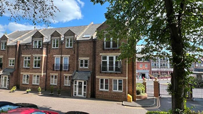 2 Bedroom Flat For Sale In Caversham Place, Sutton Coldfield, B73