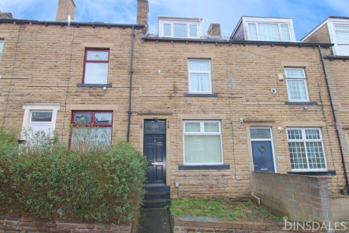 3 Bedroom Terraced House For Sale In Durham Road, Bradford, BD8