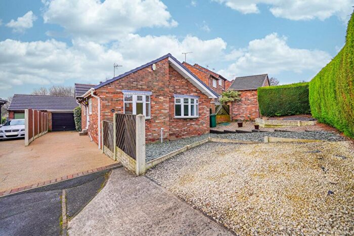 2 Bedroom Detached Bungalow To Rent In Orchard Way, Brinsworth, S60