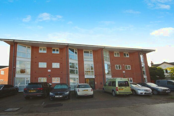 1 Bedroom Apartment To Rent In Springbok House, Chelmsford, CM2