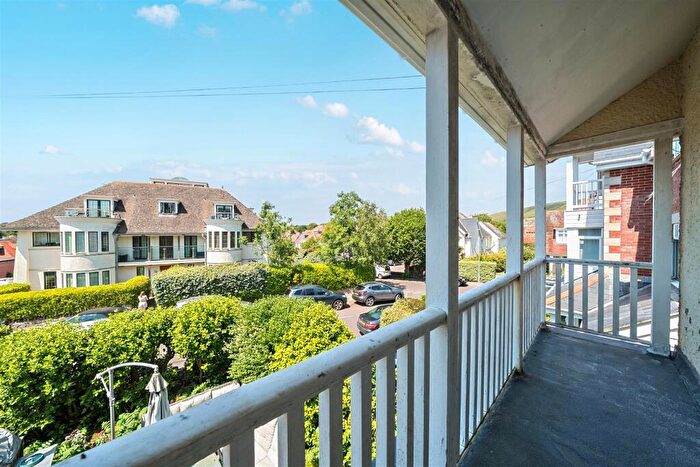 5 Bedroom House For Sale In Cliff Avenue, Swanage, BH19 - Photo 9