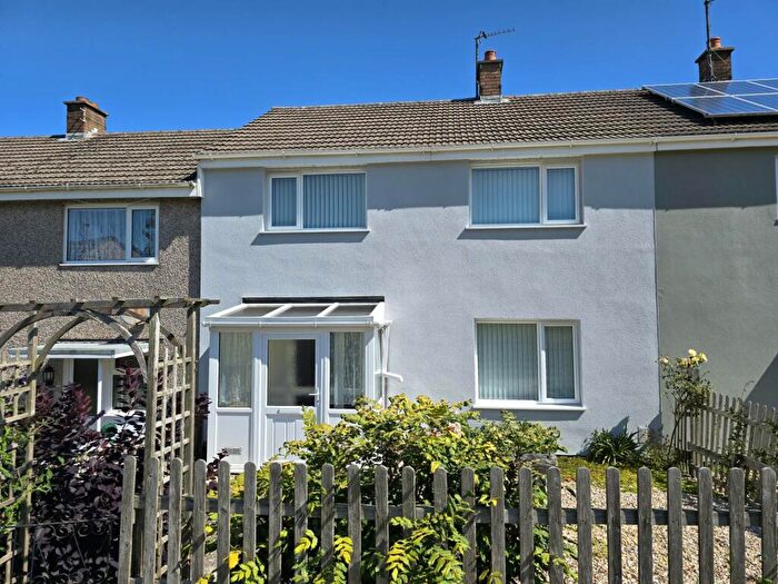 3 Bedroom Terraced House For Sale In Goaman Road, Bideford, EX39