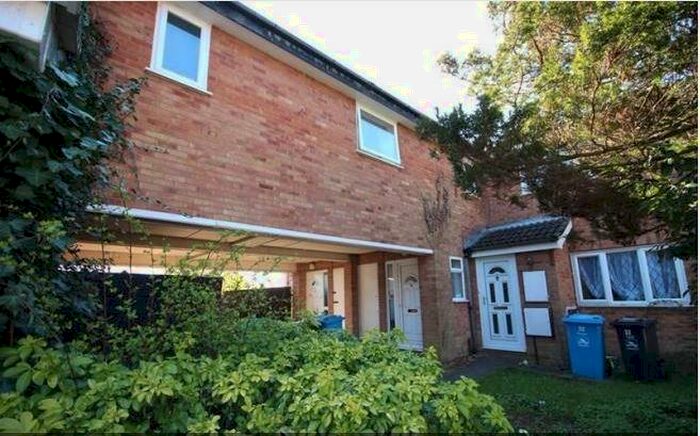 1 Bedroom Flat To Rent In Sycamore Close, Creekmoor, Poole, BH17