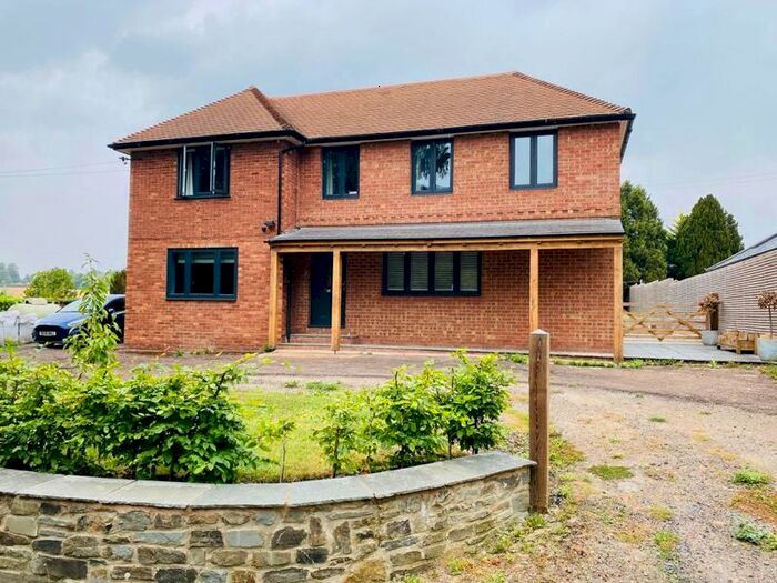 3 Bedroom Detached House For Sale In Railway View, Barrs Court Road, Hereford, HR1