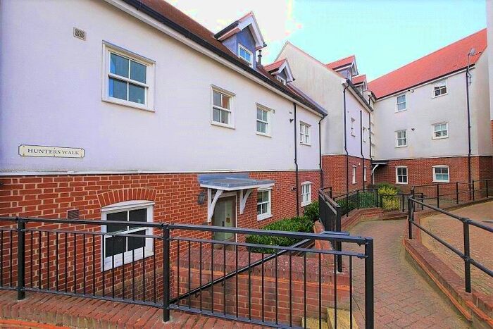 1 Bedroom Apartment To Rent In Hunters Walk, Brentwood, CM14