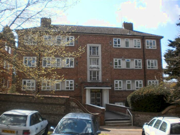 2 Bedroom Flat To Rent In Varndean Road, Brighton, BN1