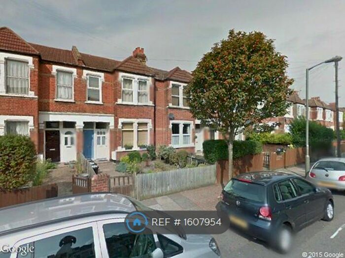 4 Bedroom Semi-Detached House To Rent In Mellison Road, Tooting, SW17