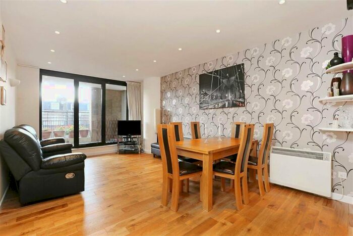 2 Bedroom Flat To Rent In Cromwell Road, London, SW7