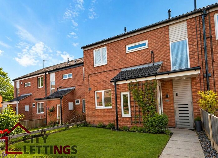 3 Bedroom Terraced House To Rent In Osier Road, The Meadows, NG2