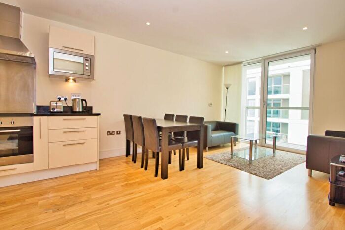 1 Bedroom Flat To Rent In Denison House, Lanterns Court, E14