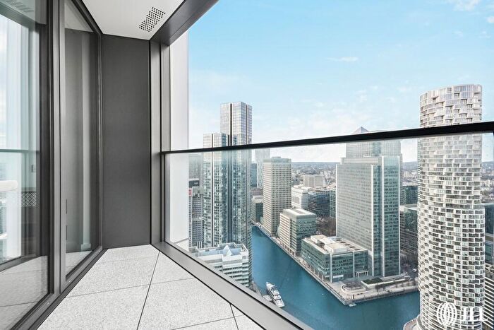 1 Bedroom Flat To Rent In Amory Tower, Marsh Wall, E14