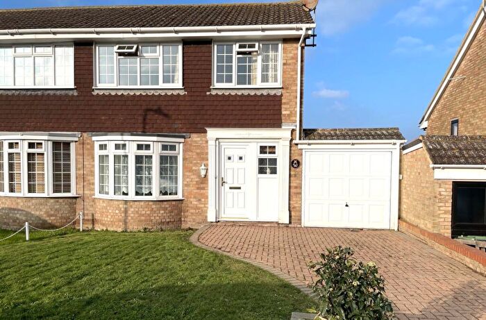 3 Bedroom Semi-Detached House To Rent In Norview Road, Whitstable, CT5