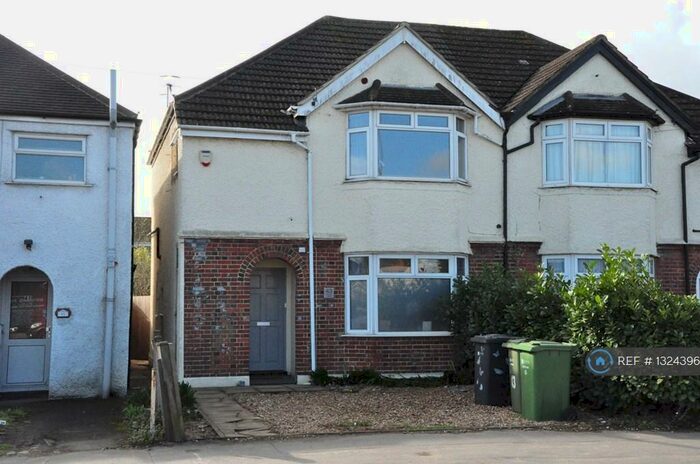 4 Bedroom Semi-Detached House To Rent In Aldershot Road, Guildford, GU2