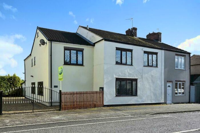 4 Bedroom House To Rent In Sleetmoor Lane, Somercotes, Alfreton, DE55