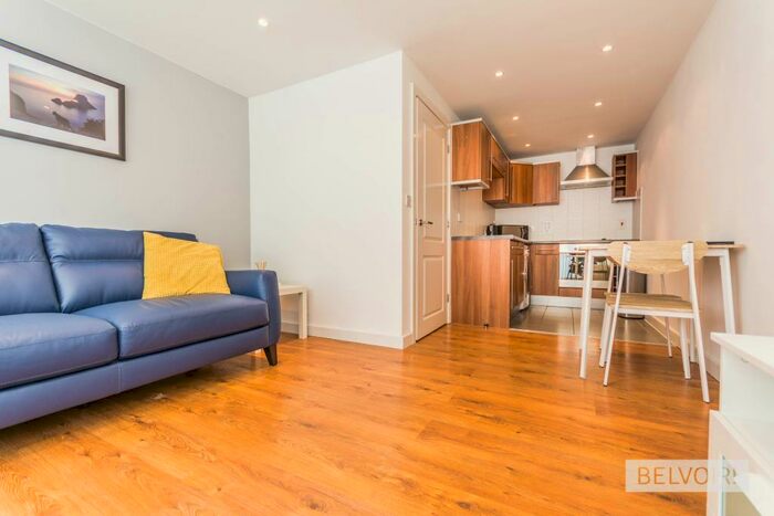 1 Bedroom Flat To Rent In Altitude, Powell Street, Birmingham, B1