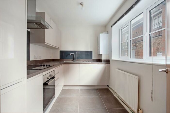 2 Bedroom Flat To Rent In Church Street Rudgwick, RH12