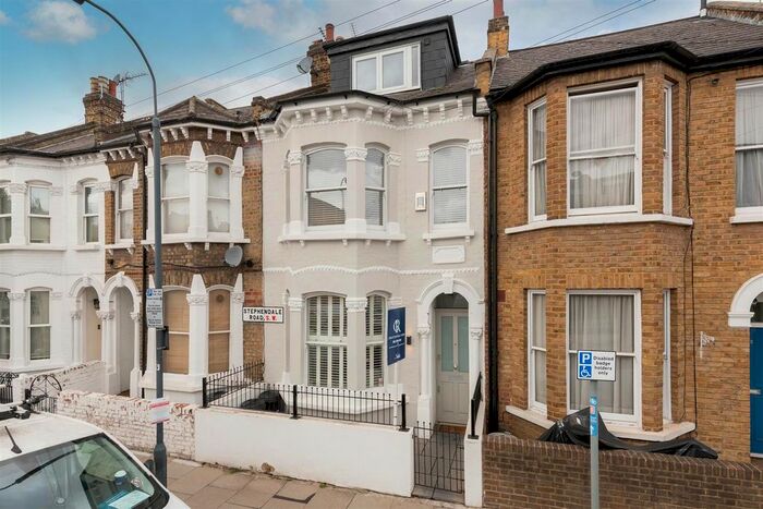 4 Bedroom Property For Sale In Stephendale Road, London, SW6