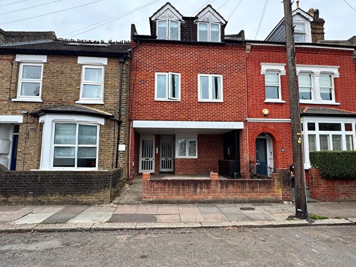 1 Bedroom Flat For Sale In Northcote Road, Twickenham, TW1