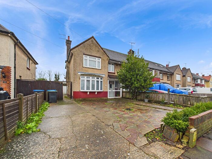 3 Bedroom End Terrace House To Rent In King Edward Avenue, Worthing, BN14