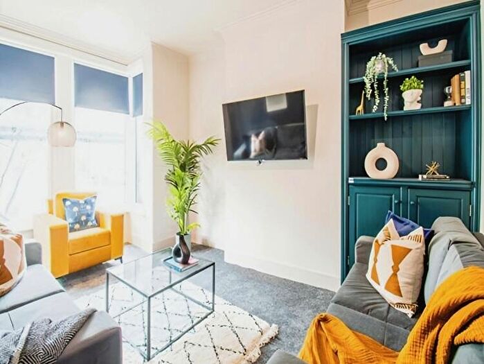 1 Bedroom End Of Terrace House To Rent In Grosmont Place, Bramley, Leeds, West Yorkshire, LS13