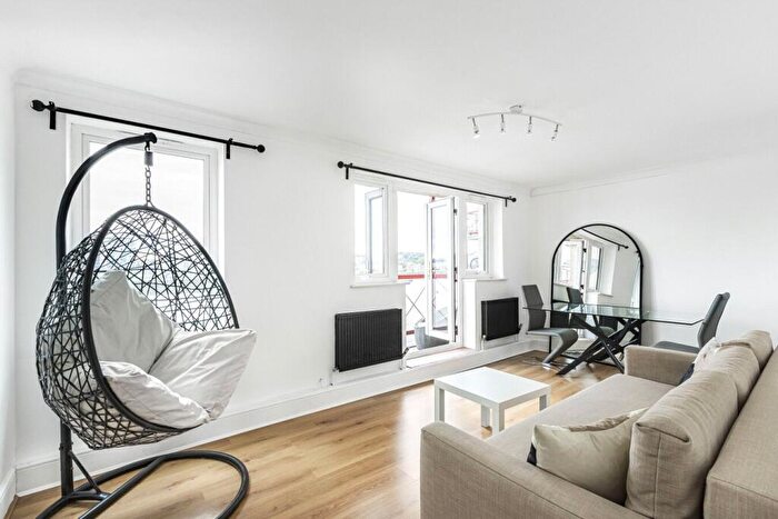 1 Bedroom Apartment To Rent In Caledonian Wharf, London, E14
