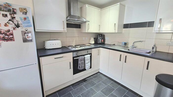 1 Bedroom Apartment To Rent In Canterbury Court, Canterbury Road, Southsea, PO4