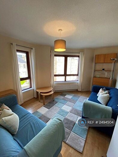 3 Bedroom Flat To Rent In Sienna Gardens, Edinburgh, EH9