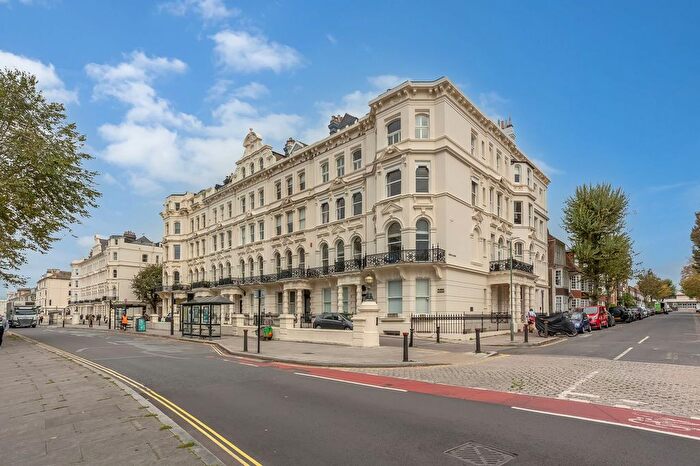 1 Bedroom Flat For Sale In Church Road, Hove, BN3