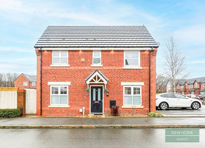 3 Bedroom End Terrace House For Sale In Cotton Meadows, Bolton, BL1