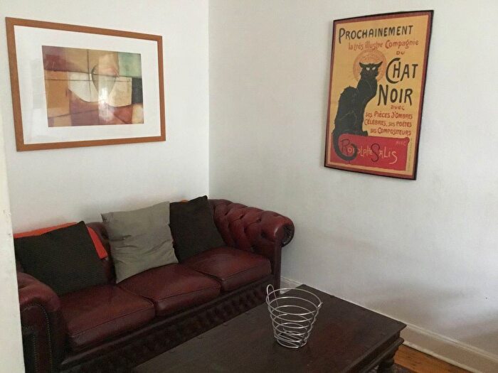 3 Bedroom Flat To Rent In Lutton Place, Newington, Edinburgh, EH8