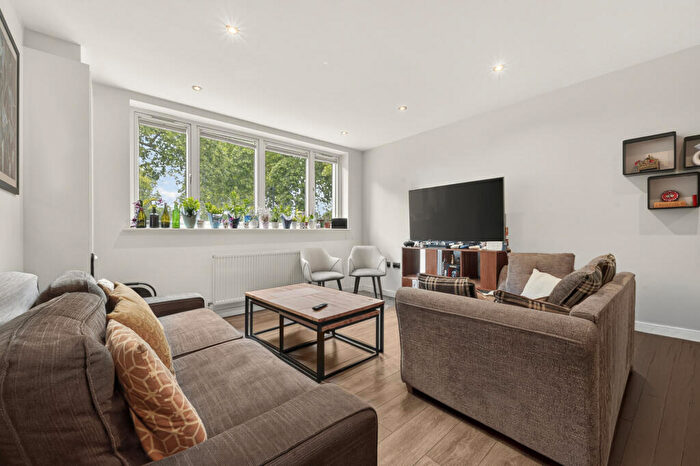 1 Bedroom Flat For Sale In East Dulwich Road, East Dulwich, SE22