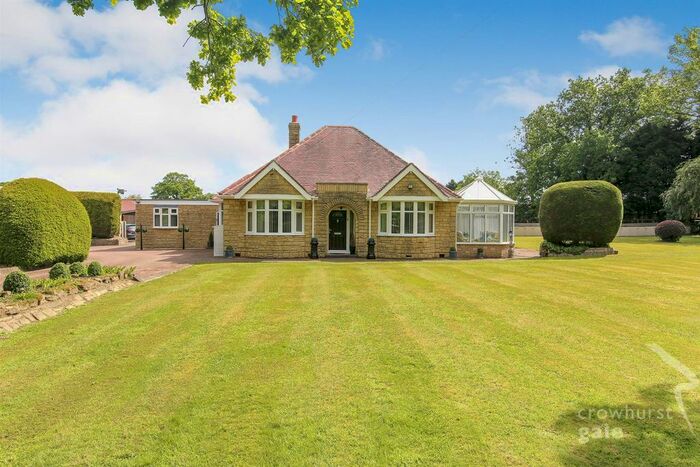 3 Bedroom Detached Bungalow For Sale In Frankton Lane, Stretton On Dunsmore, Rugby, CV23
