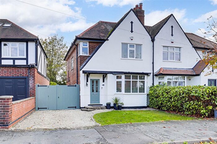 3 Bedroom Semi-Detached House For Sale In Victoria Road, Bunny, NG11