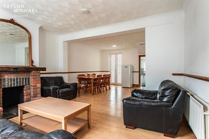 4 Bedroom Terraced House To Rent In Buller Road, Brighton, BN2