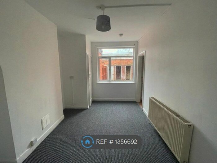 1 Bedroom Flat To Rent In Grove Road, Sparkhill, Birmingham, B11