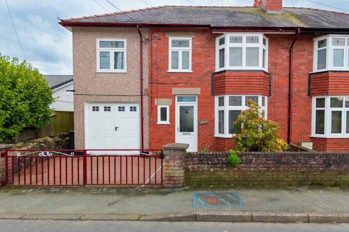 4 Bedroom Semi-Detached House For Sale In Ffordd Penmynydd, Llanfairpwll, Isle Of Anglesey, LL61