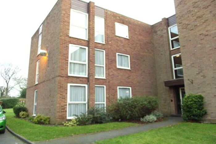 2 Bedroom Flat To Rent In Eastern Road, Sutton Coldfield, B73