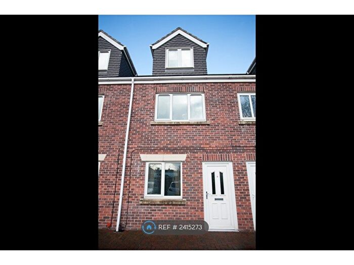 2 Bedroom Flat To Rent In Wood Road, Derby, DE21