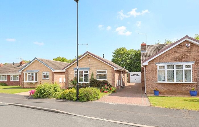 2 Bedroom Detached Bungalow For Sale In Nathan Drive, Waterthorpe, S20