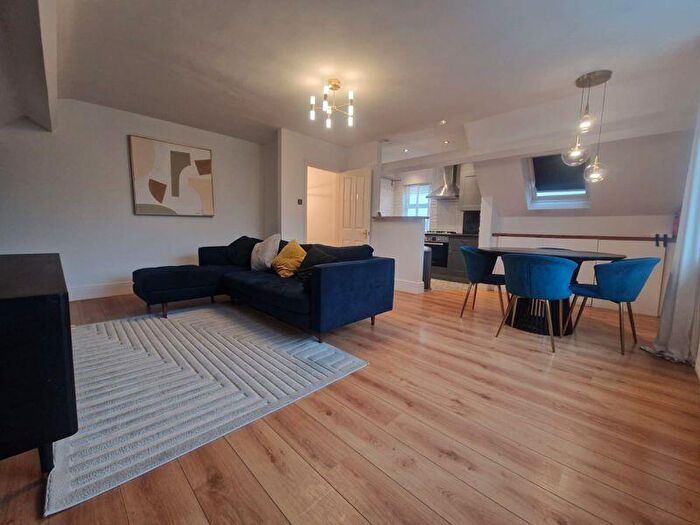 2 Bedroom Flat To Rent In Spencer Road, South Croydon, CR2