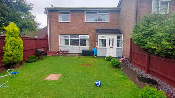 3 Bedroom End Of Terrace House For Sale In Coed Y Bryn, Wrexham, LL13